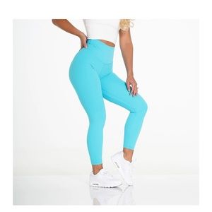 Turquoise signature leggings